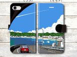 湘南イラスト スマホケース（手帳型）iPhone&Android対応　湘南の名所！材木座のトンネルを抜けるミニクーパー♪の画像