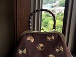 竹の手がま口手提げ　丸帯の剥ぎ小窓