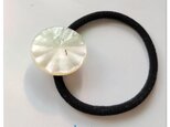 【フランス製　ビンテージ　２８ｍｍ　mother of pearl ヘアゴム】天然シェル　ゴム取替可能