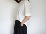 異素材袖折り返しデザインTシャツの画像