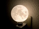 月　コンセントライトの画像