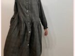 タック入り前開きワンピース(オーバーチェック.グレー)の画像