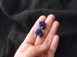 【天然石の刺繍ピアス】lapislazuli