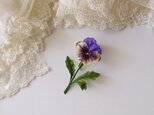 ビオラの布花ブローチ【青紫×黄色】コサージュの画像