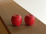 S様オーダー品　木彫りのりんごの画像