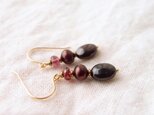 送料無料【K14gf】ガーネットのプチピアス【残りわずか】