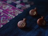pomegranate pin broochの画像