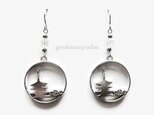 三重塔と水晶のフックピアス【イヤリング等変更可】