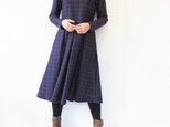 【S】アーミッシュ風シンプルワンピース◇長袖（ネイビー・チェック柄）*厚手生地*の画像
