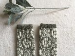 レトロな花模様のミトン(オリーブ&アイボリー)