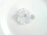 刺繍ブローチ　冬をイメージして