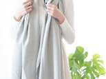 Organic Cotton薄手へリンボ―ン生地大判ストール［グレー］の画像