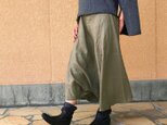 再販4!柔らかソフトリネンで仕立てたお洒落なサルエルパンツ、カーキグレーの画像