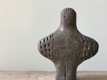 羽のあるひとの置物