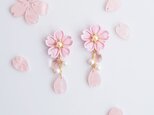 ⟪全10色⟫  零れ桜のピアス （ つまみ細工＊受注制作 ）の画像