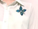 青い花　flower/bird/butterflyの画像
