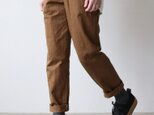 new momo pants / brownの画像