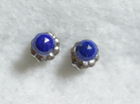ラピスラズリ・ローズカットのピアス（4mm・チタンポスト）