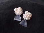 【真珠の刺繍ピアス】milky quartz × seed pearl（mix）