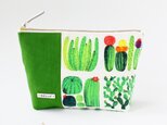 デザイナーズ生地で作ったサボテン柄のマチ付きポーチ・本革使用（サボテン×緑の帆布）