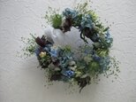 碧い草花のwreathの画像