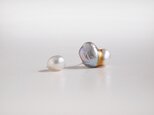 金継ぎパールのピアス02＜ホワイト・シルバー・ゴールド＞/受注生産