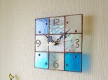 【18㎝×18㎝】ステンドグラス*掛時計・モザイク（水色）の画像