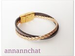 【ヨーロッパ製本革　チャコールグレー・ローズゴールド三つ編みの２連ブレスレット】マグネット留め