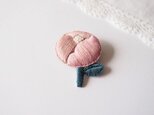 ［受注制作］ピオニー一輪の刺繍ブローチ（pink）の画像