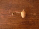 木のストールピン　acorn