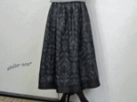 着物リメイク♪上質泥大島紬２種でおしゃれなスカート：丈７７ｃｍ（裏地付き）の画像