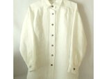 上質のベルギーリネンの白いシャツ（２）の画像