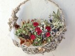 冬のバスケットリース