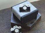 七宝焼シルバーブローチピン カメラの画像