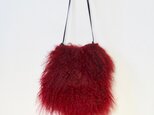 ❣️春のSALE❣️ モンゴリアンムートンのミニバッグ（赤）の画像
