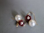pearl & small flower(Bordeaux)の画像