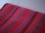 手織り　コットン・ストール（赤・ピンク・紫）の画像