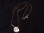 送料無料【K14gf】花びらパールのアシンメトリーネックレス