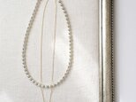 【セット】 ガラスパール の ネックレス と ボールチェーンネックレス の セットの画像