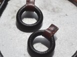 Donuts【レザーピアス/イヤリング】"black"の画像