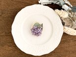 Brooch : ブローチ " Embroidery and flower brooch. " ｜グリーン×パープル｜の画像