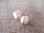 【真珠の刺繍ピアス】petit baroque × seed pearl