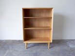 本棚　ブックシェルフ　シンプルなデザイン　チェリー　幅70cmの画像