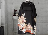 フリル袖の黒留ワンピース/大正ロマン/フリーサイズ/着物リメイクの画像