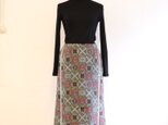 丸紋繋ぎのレールデザインスカート　MLサイズの画像
