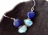 送料無料【silver】バイカラーピアス／ labradorite × lapis lazuli・追加