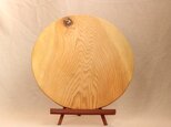 木のお皿（カッティングボード）　大きな丸（節あり）の画像