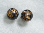 （1点もの）カッパーオブシディアンのスタッドピアス（8mm・チタンポスト）