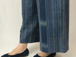 柔らか手織綿のロングワイドパンツ、絣模様、インディゴブルー