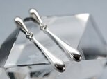 雨粒 しずく ゆれる ピアス シルバー925